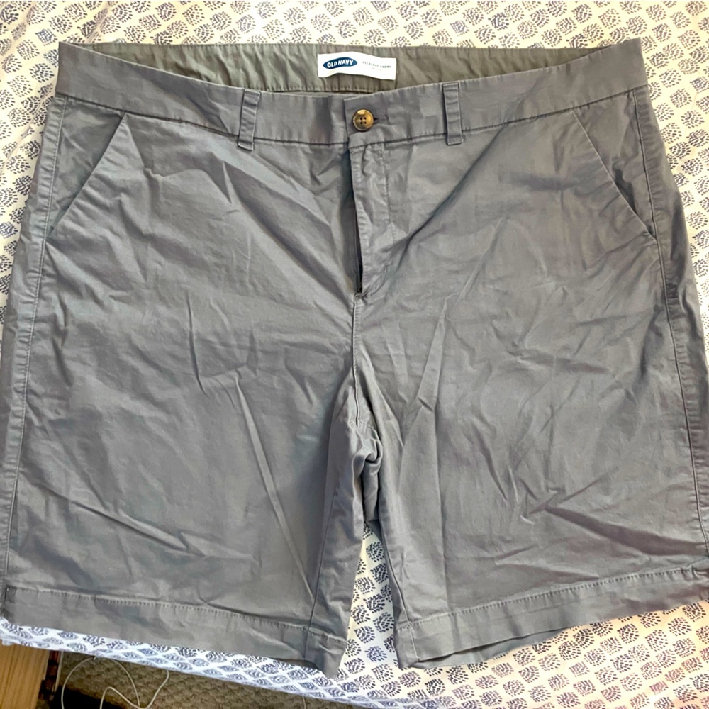 Old Navy chino shorts